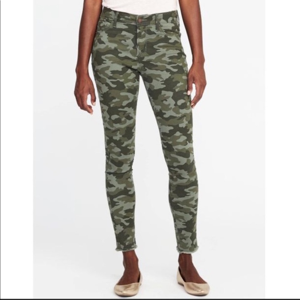 Old Navy Camouflage Rockstar Mid-Rise 0